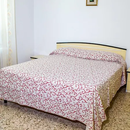 Apartment Belgrado A Due Passi Dal Mare Rif A138