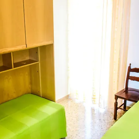 Apartment Belgrado A Due Passi Dal Mare Rif A138